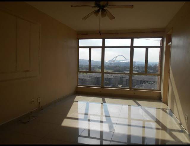 2 BEDROOM APARTMENT TO LET IN NORTH BEACH